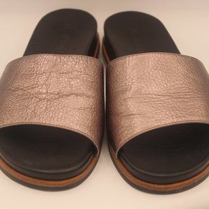 M. Gemi Slide Sandals